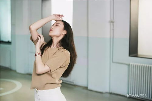 與倪妮共舞秋日時(shí)尚 以毛衫為伴，優(yōu)雅迎接九月